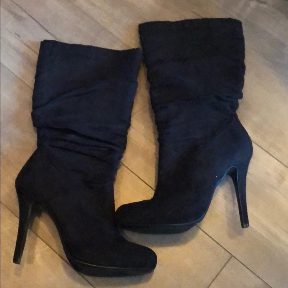 Slouchy High Heeled Boots
